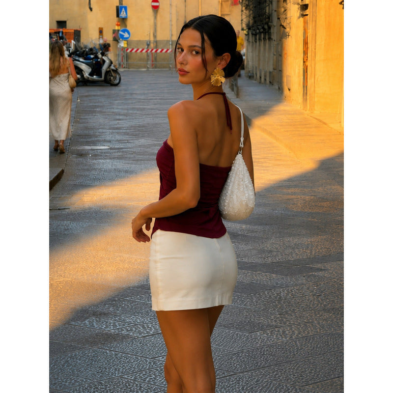Femmes Élégante camisole sans dos avec un design asymétrique