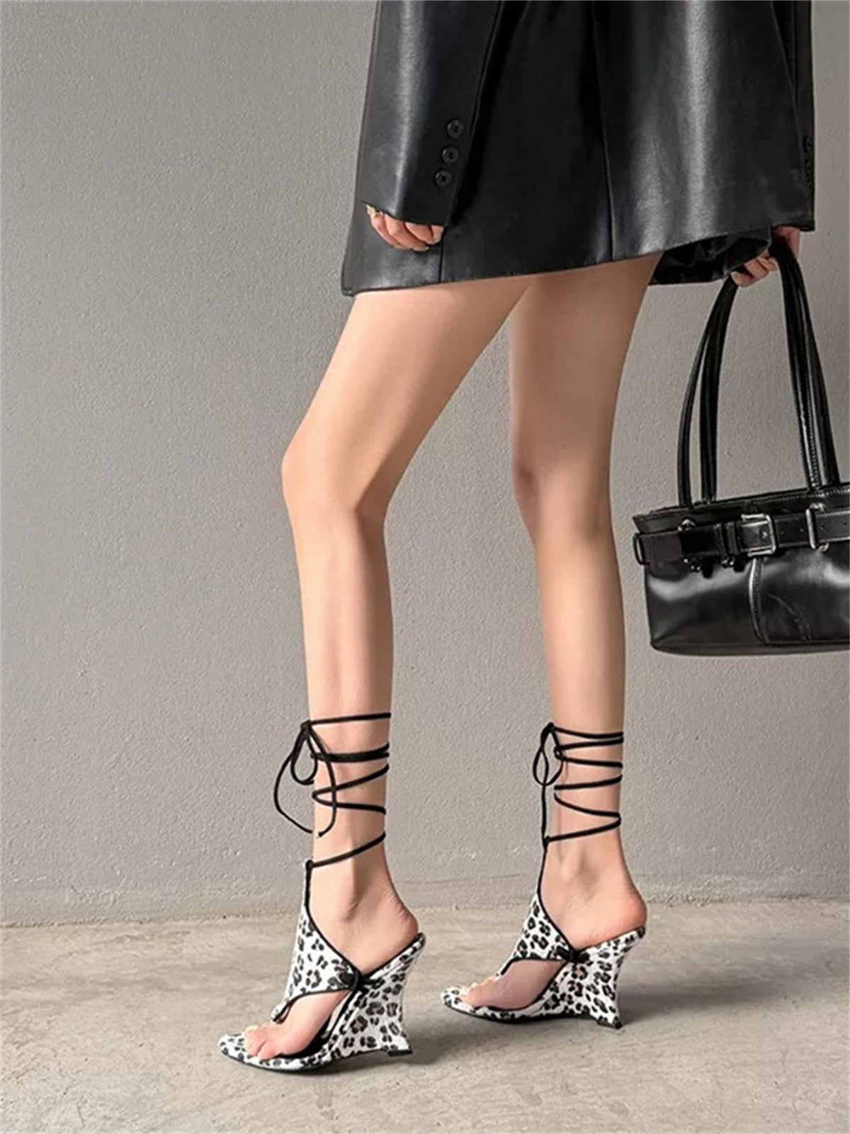 Sangle de String Wedge Sandales pour femmes