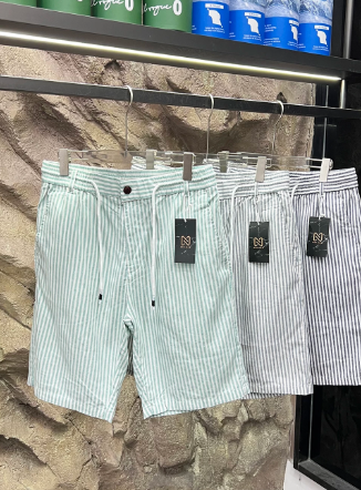 Short élastique tendance