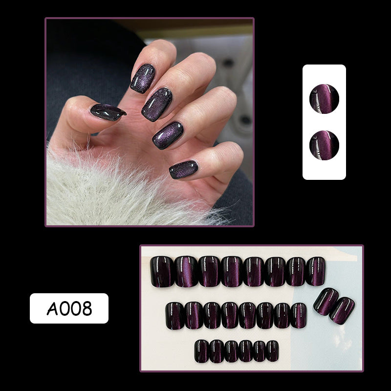 Série d'oeil de chat porter des ongles d'été