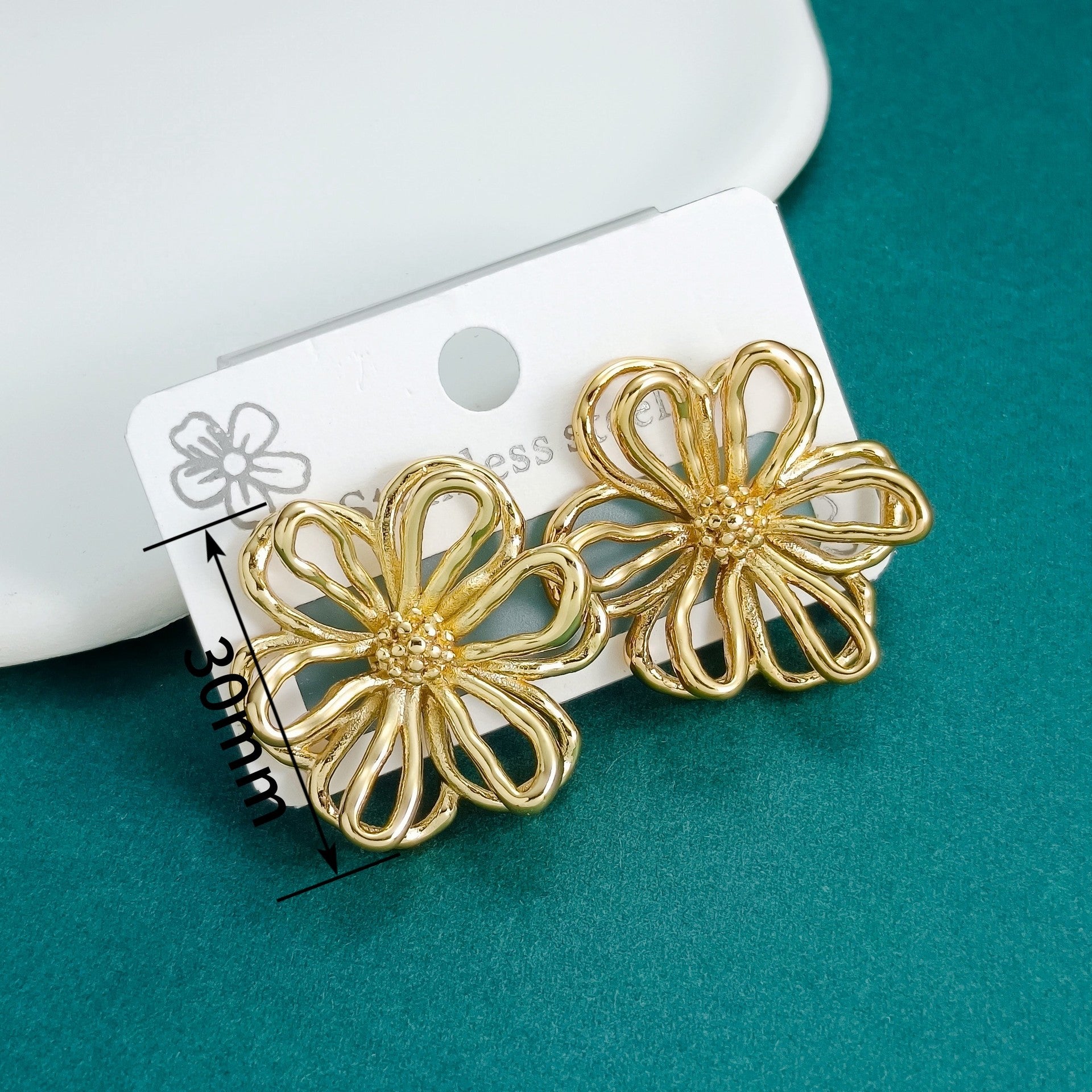 Boucles d'oreilles en acier inoxydable à double couche Léger Luxe avec une sensation Premium