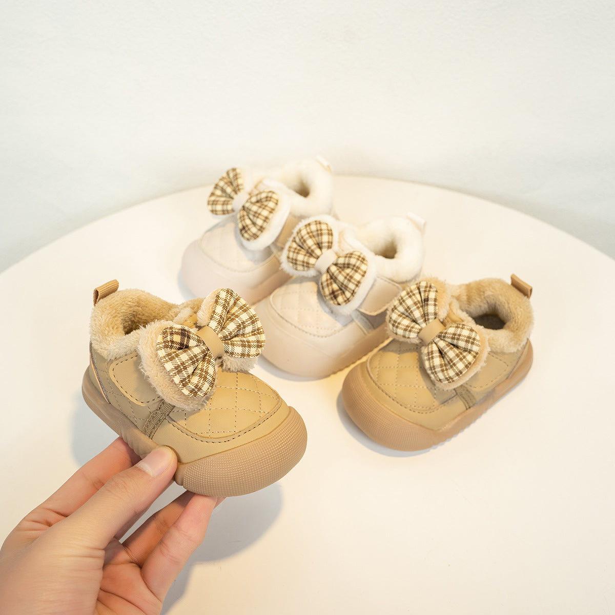 Chaussures de coton d'hiver Chaussures pour petits enfants Chaussures pour enfants Chaussures pour enfants