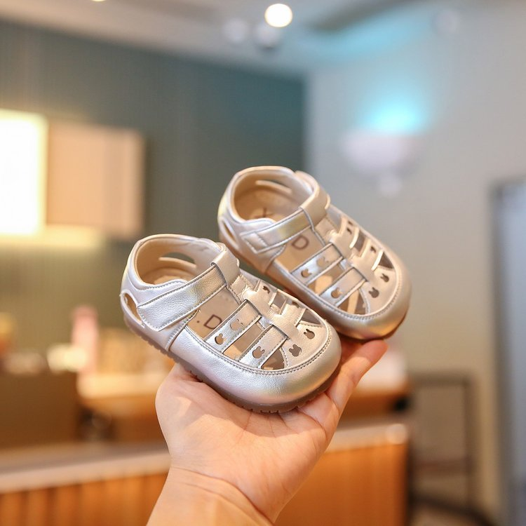 Sandales pour bébés d'été