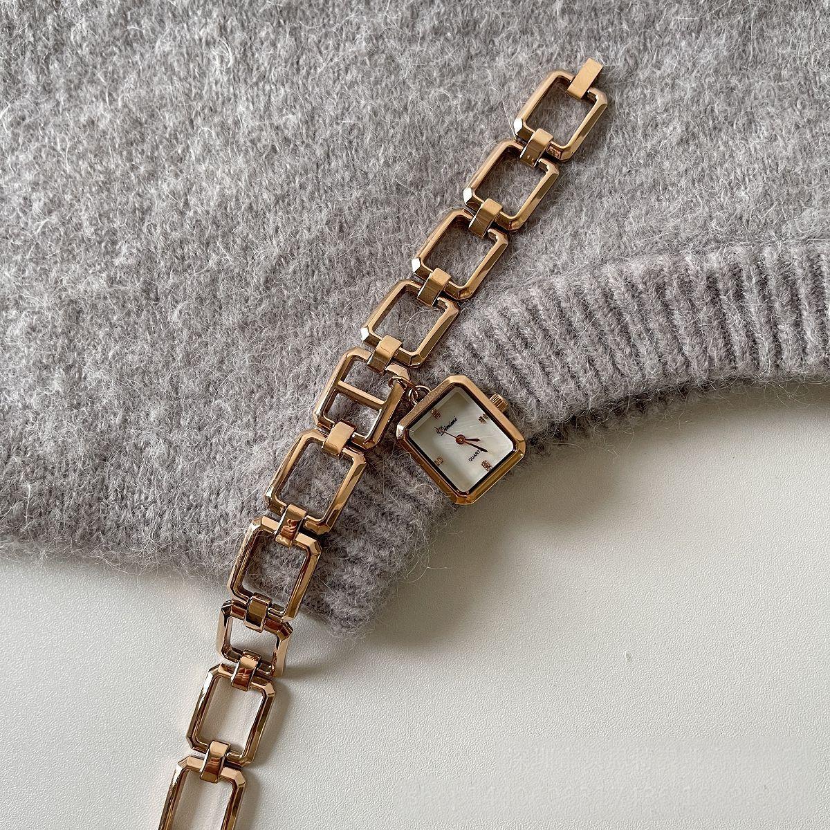 Niche Design Gold Mid Century Style Bracelet pour le commerce international