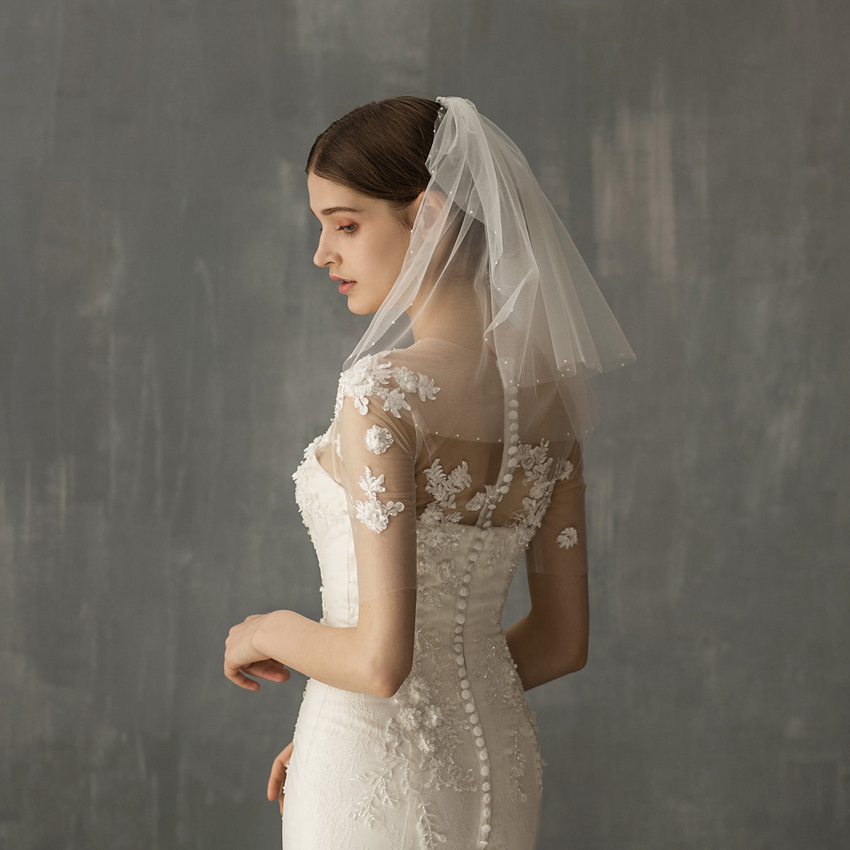 Rétro femme mariée courte coiffure mariée