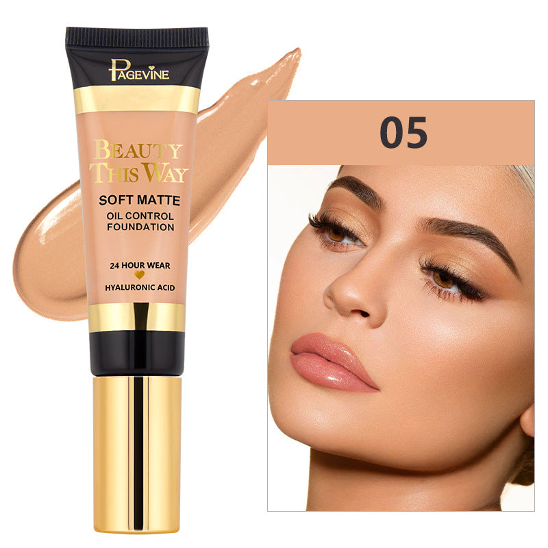 Pore Minimisant Concealer qui délivre une hydratation longue durée Et une finition radieuse