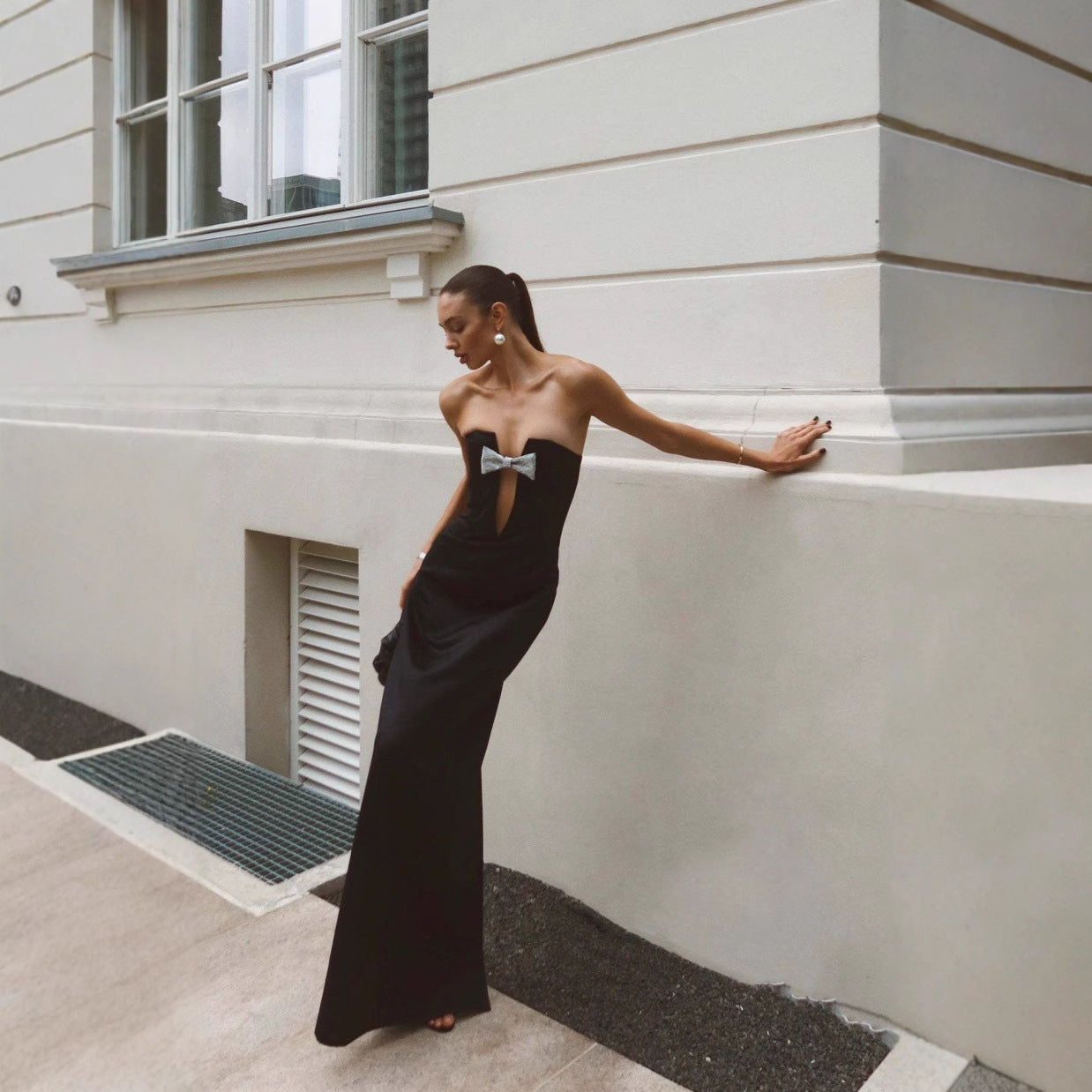 Robe de fête sans épaule sans dos Super Deep V Bandeau Slim-fit