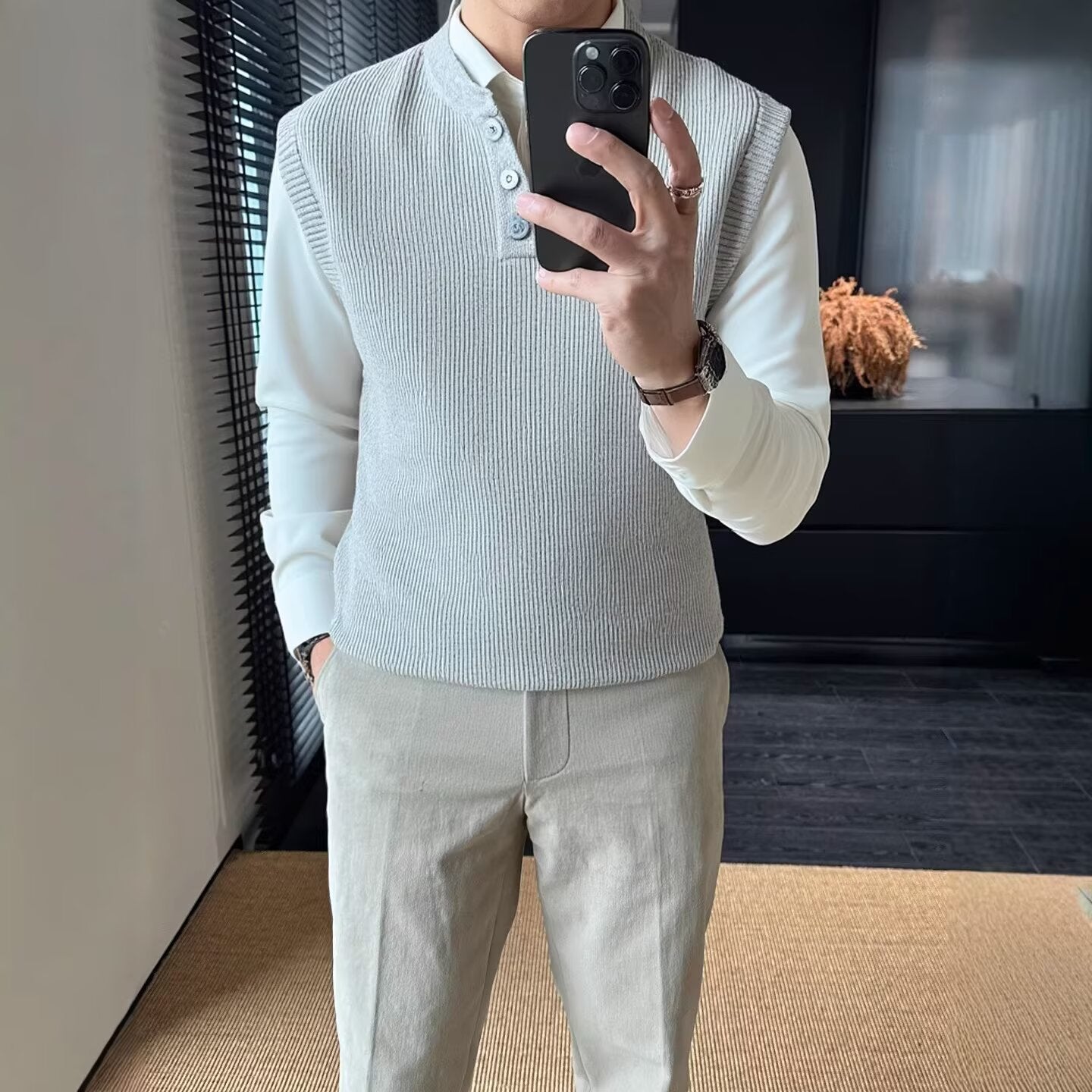 Léger luxe Business-casual Knit Vest