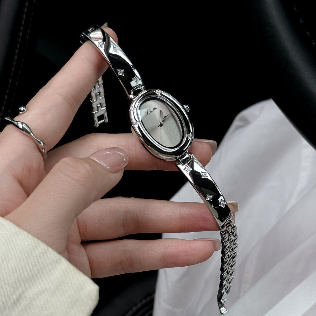Montre bracelet disque ovale