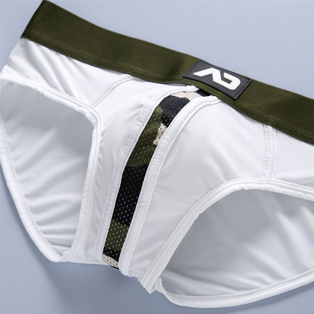 Lait pour hommes Soie Basse Taille Élastique Sac en trois dimensions Slip confortable