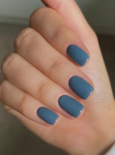 24 pièces Fashionable Long carré Bleu foncé Smog Bleu Faux Nail Pure Color Nail Art Set.Sui
