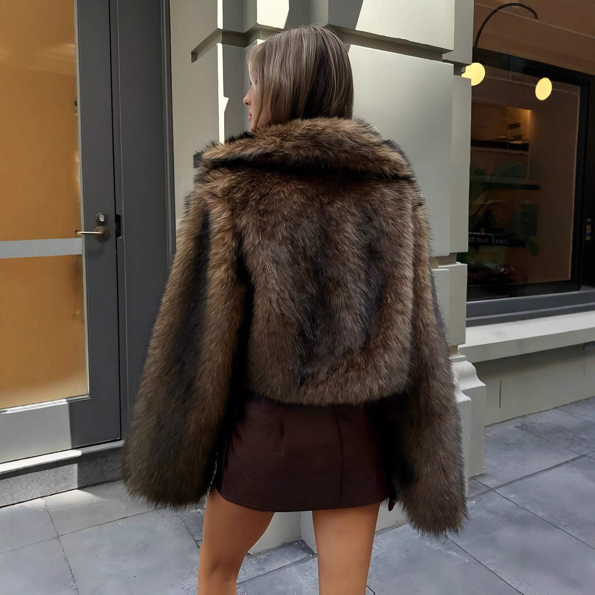Veste courte en fausse fourrure et polyvalente pour femmes