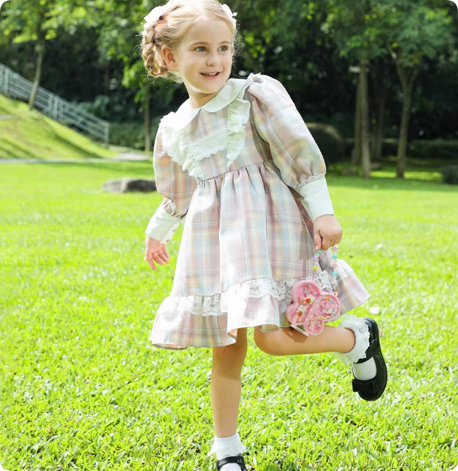 Robe de fille d'enfant plissée à carreaux