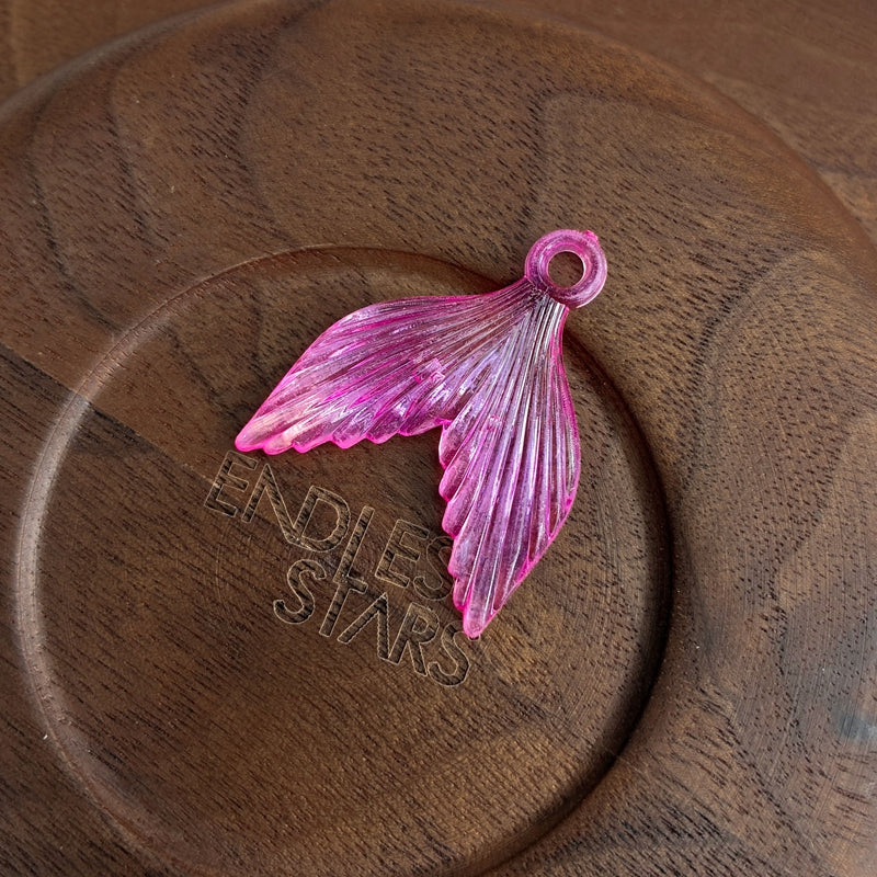 Perles de queue enduites d'acrylique