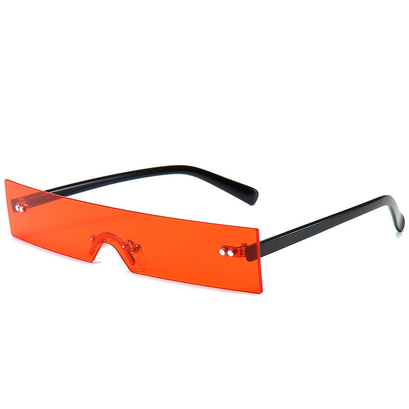 Petites Lunettes de soleil à cadre unique