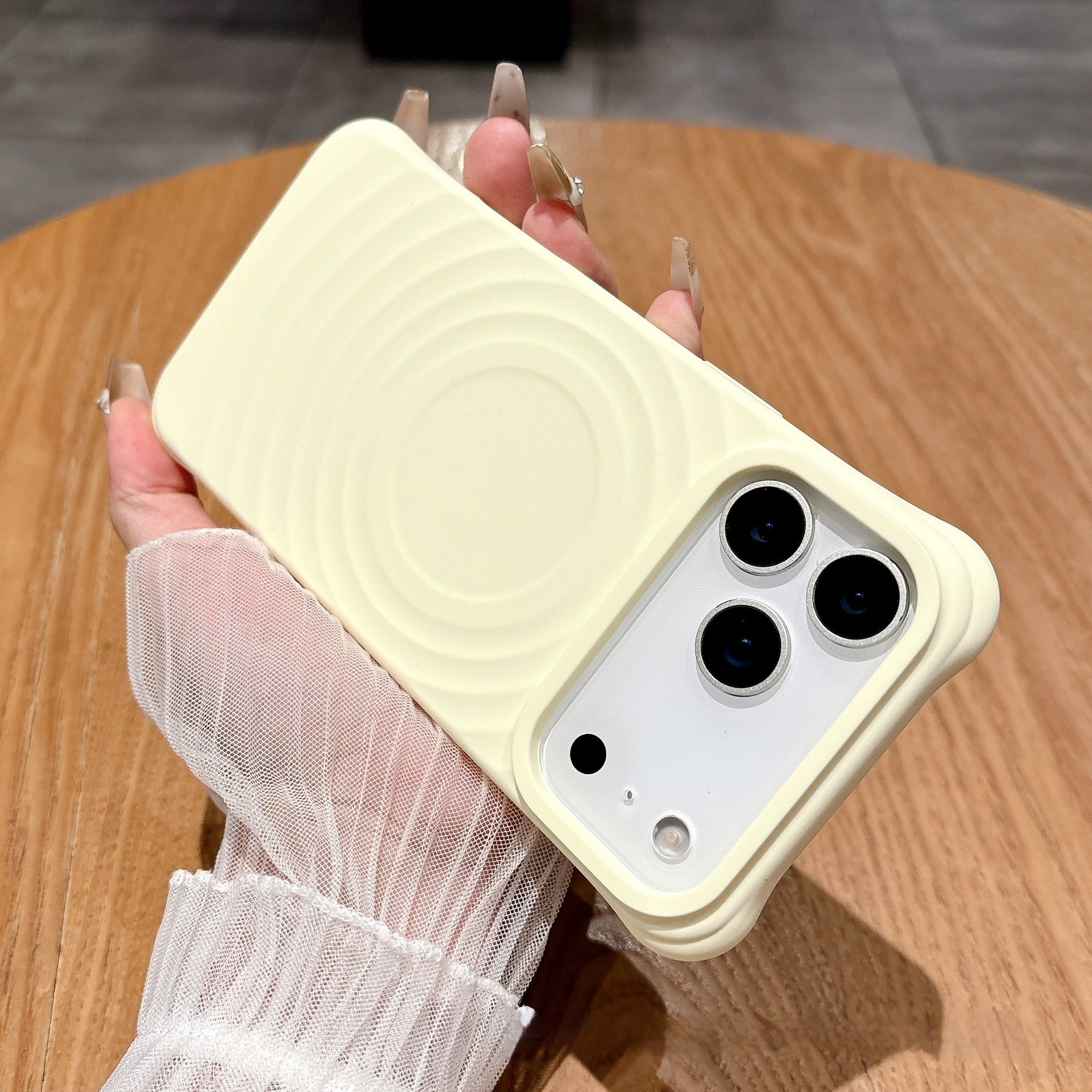 Wave Ripple Motif Aspiration magnétique Cas de téléphone liquide Silicone simple