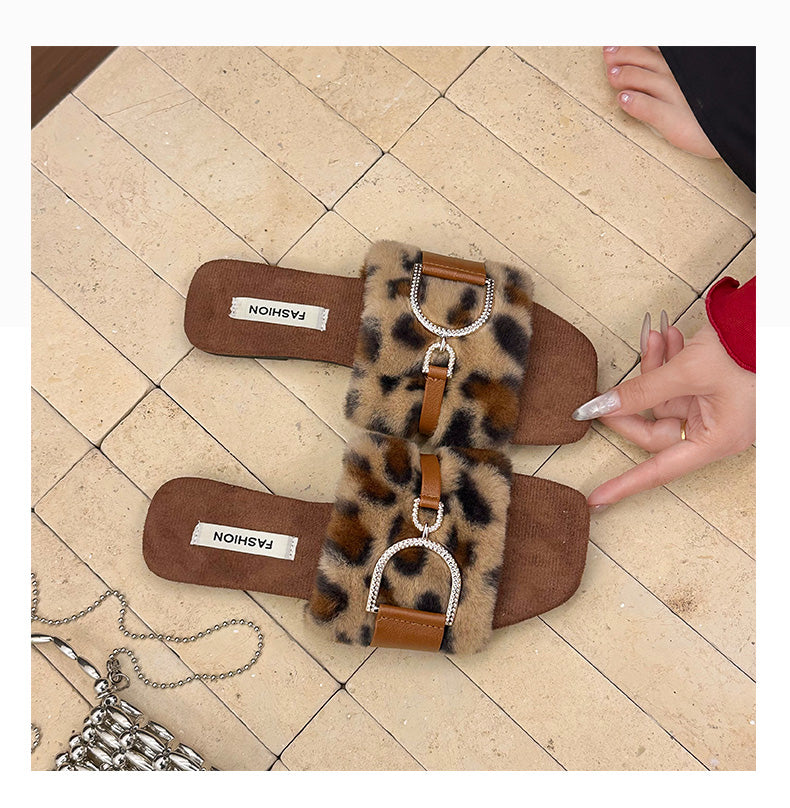 Femmes Plus Taille Plat Métal D Style de fée Une Slippers Furry Slippers Full Fur House