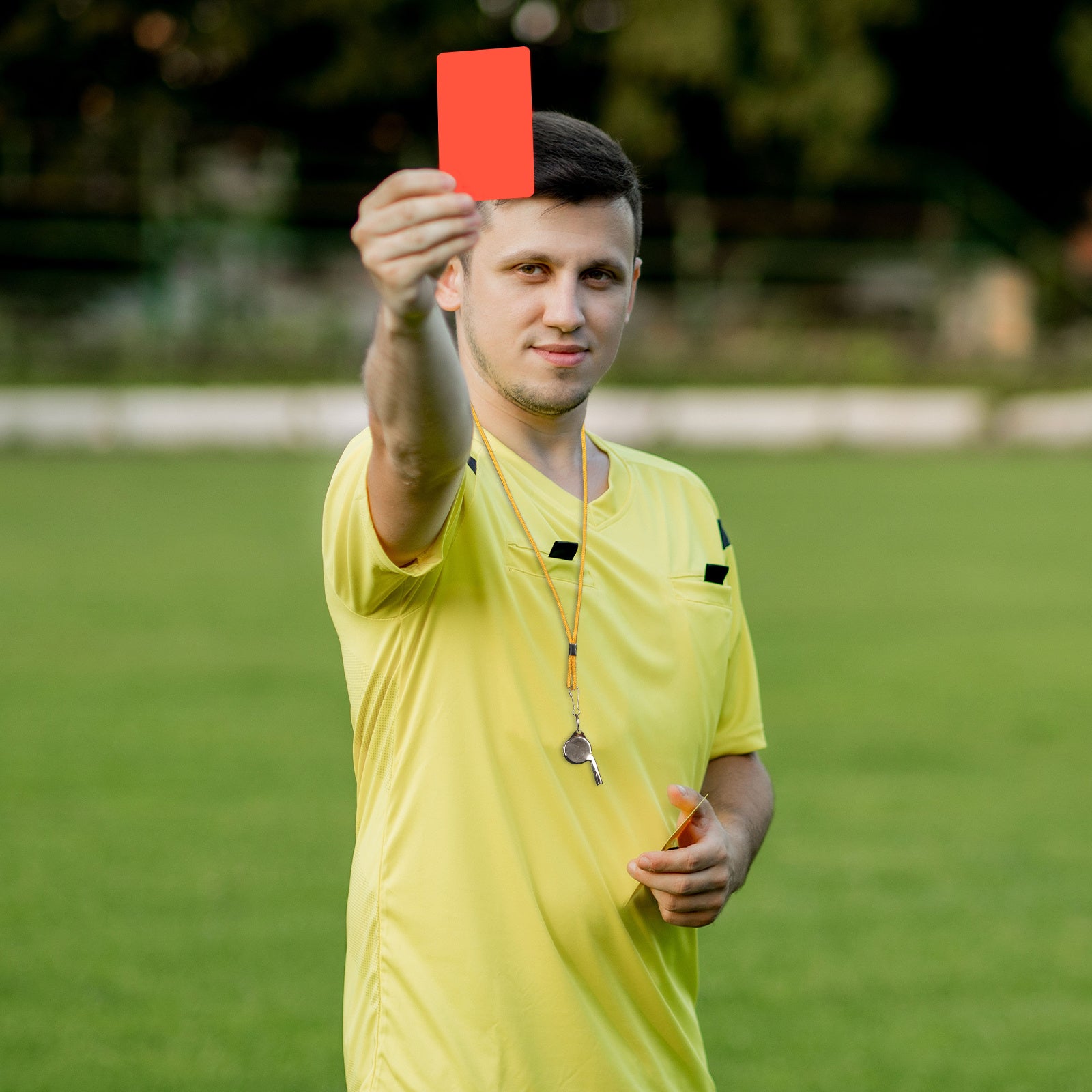 Ensemble d'arbitres – 2 sifflets métalliques + 2 carnets de notes pour les sports et les compétitions – Accessoire d'arbitres