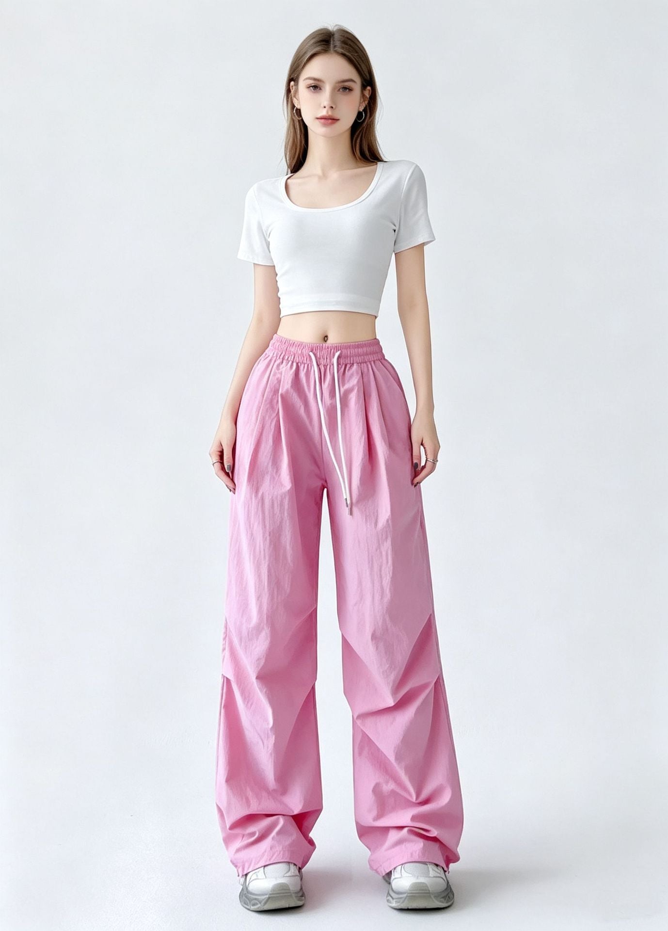 Pantalon de Paratrooper Wide-Leg à séchage rapide pour les femmes avec une taille élastique et un cordon de chargement