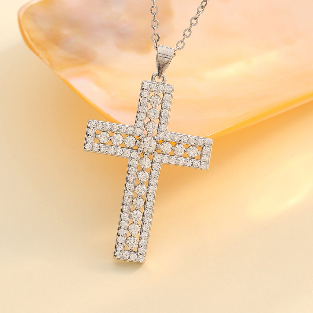 S925 Argent Sterling D Couleur VVS1 Moissanite Pave Collier Cross 45cm Platine plaqué GRA