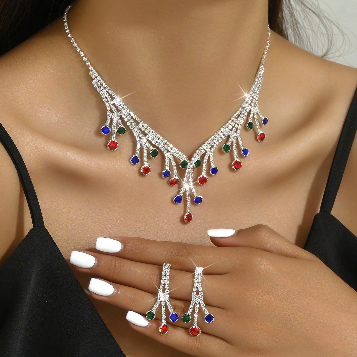 Style coloré Strass Boucles d'oreilles et colliers en strass