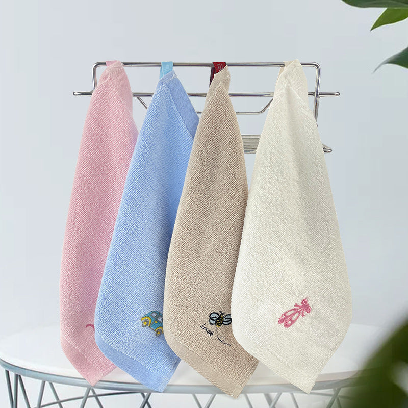 Serviette carrée en coton brodé avec crochet