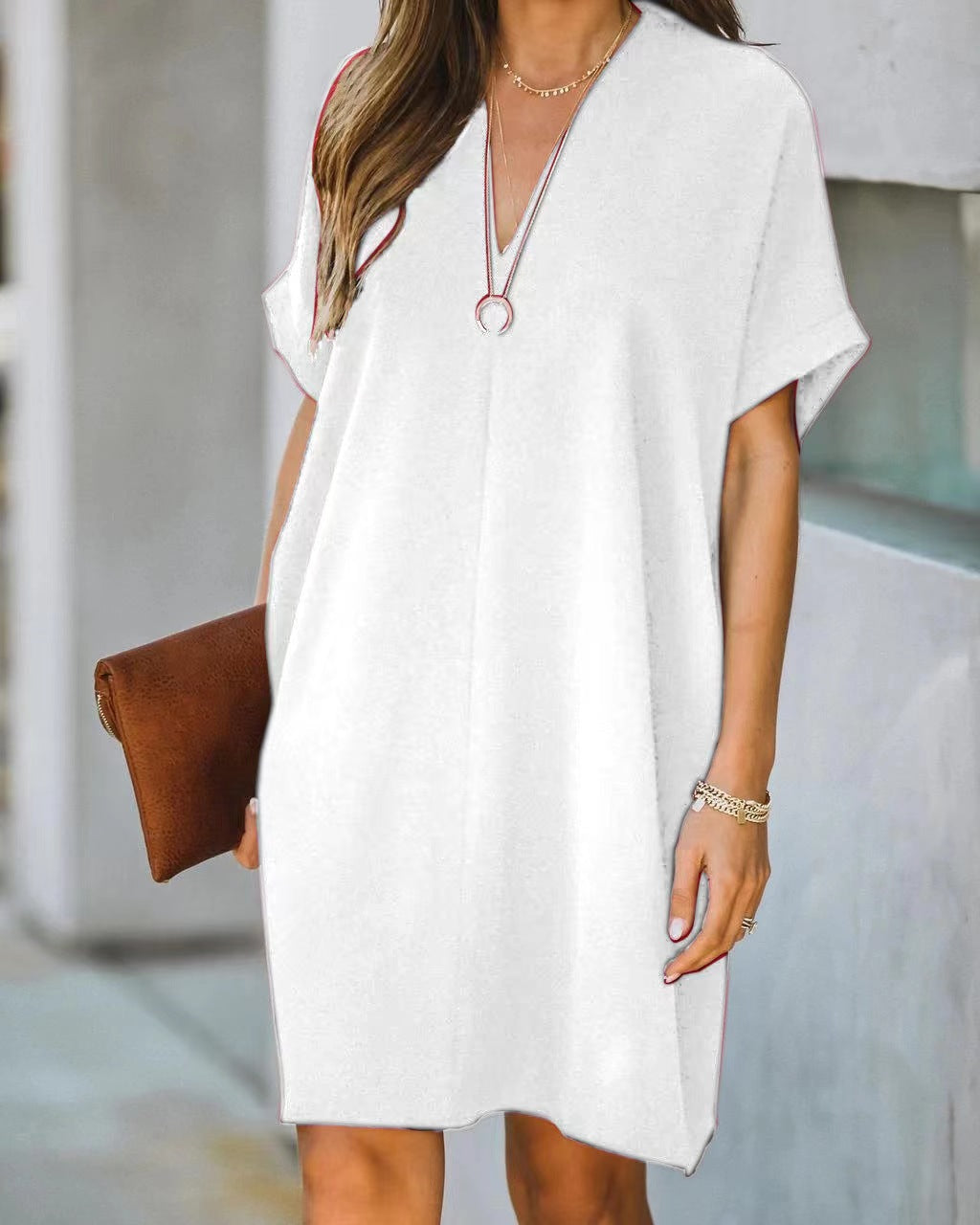 Robe de décoration à manches courtes en col V-n occasionnel
