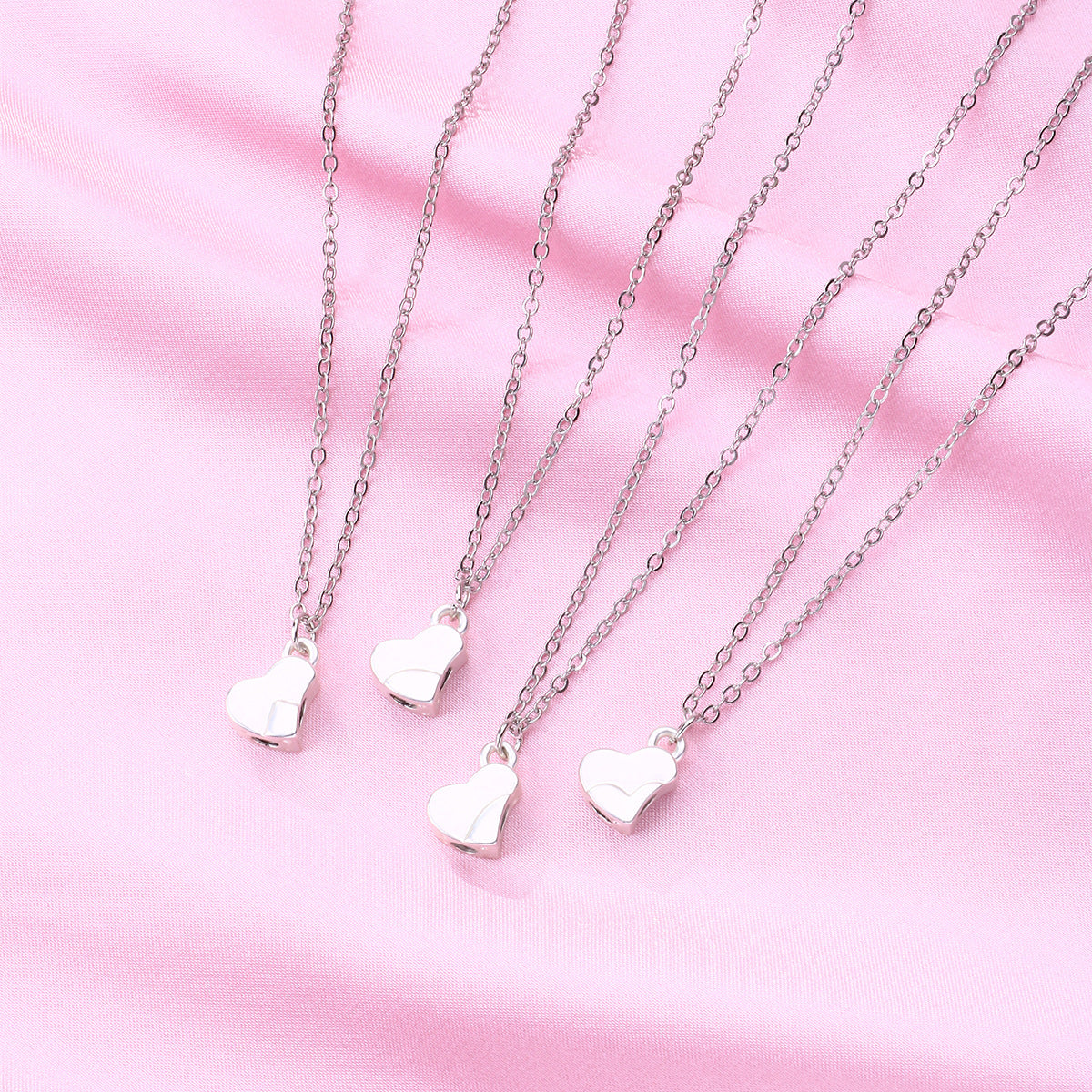 Collier de couture Clover à quatre feuilles Magnetite Good Friends Combinaison de 4 personnes