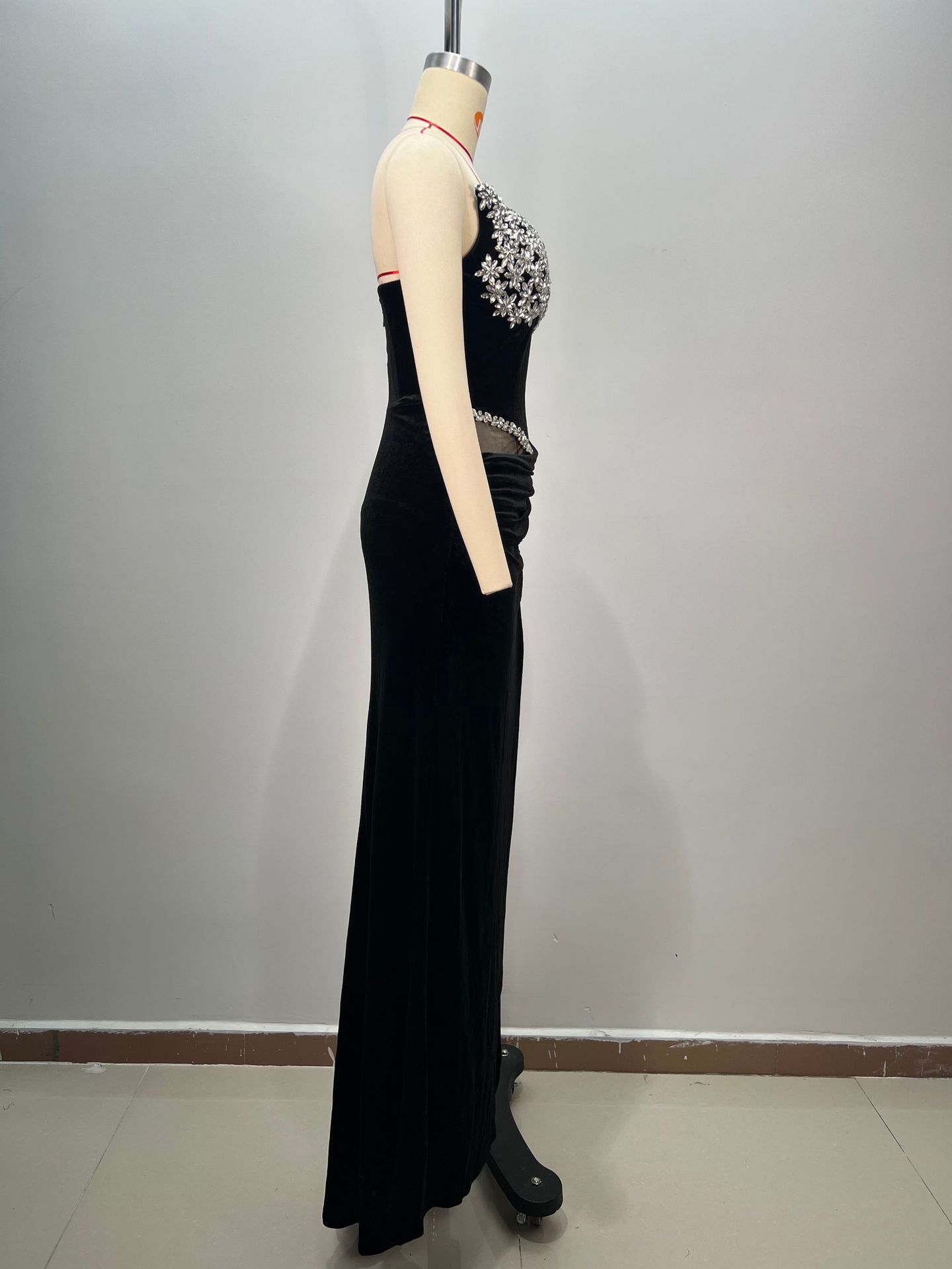 Robe longue de foreuse noir bandeau mince pour femme