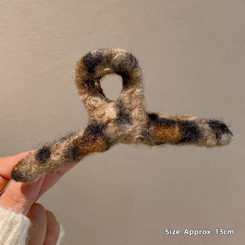En automne et en hiver en peluche Leopard Bow Balles Clip Tempérament Femme Updo Shark Clip
