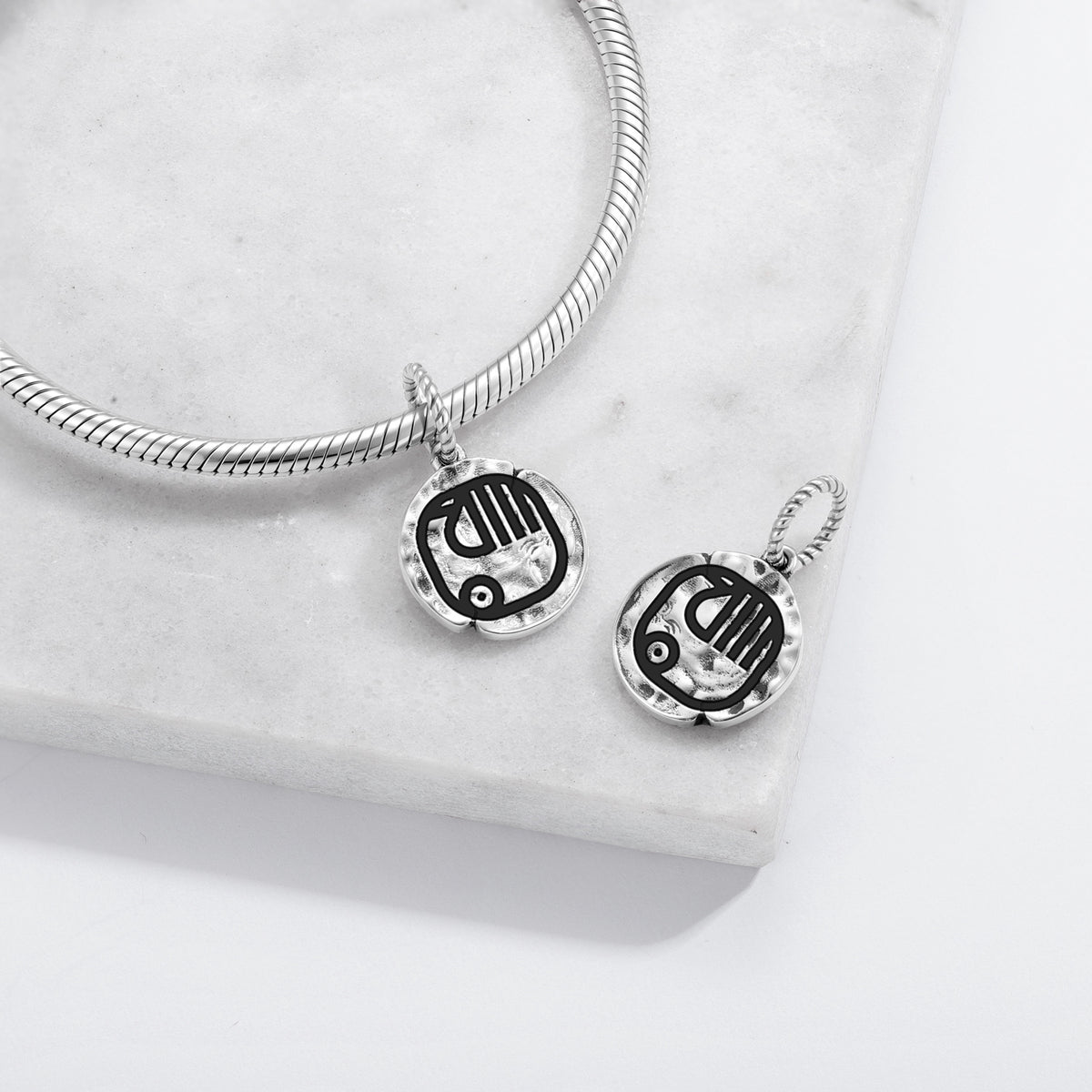 Maya Manik Symbol 925 Sterling Silver Textured Hand Dangle Charm for Charm Bracelets