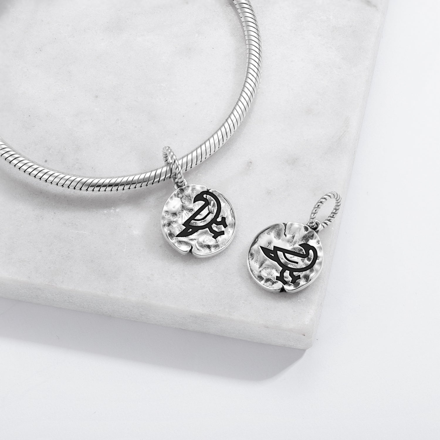 Symbole animal RAVEN 925 Argent Sterling Textured Dangle Charm pour bracelets de charme