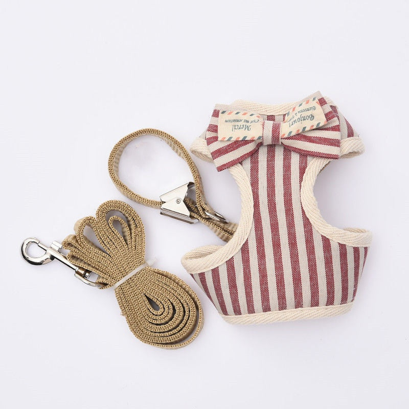 Leash de style vestois pour les chats et les chiens à pied