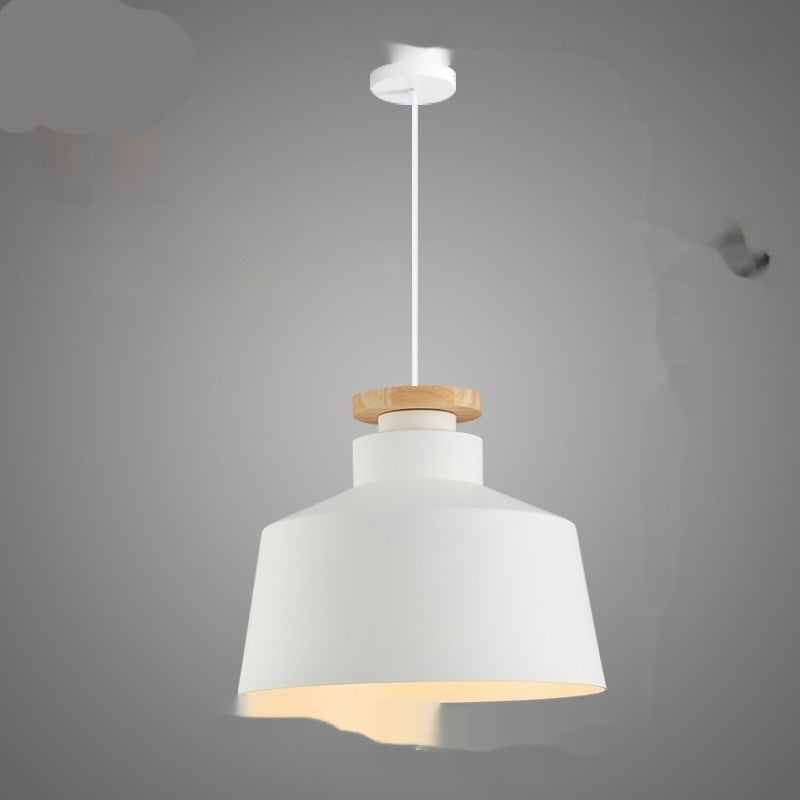 Chandelier en fer brut de style nordique
