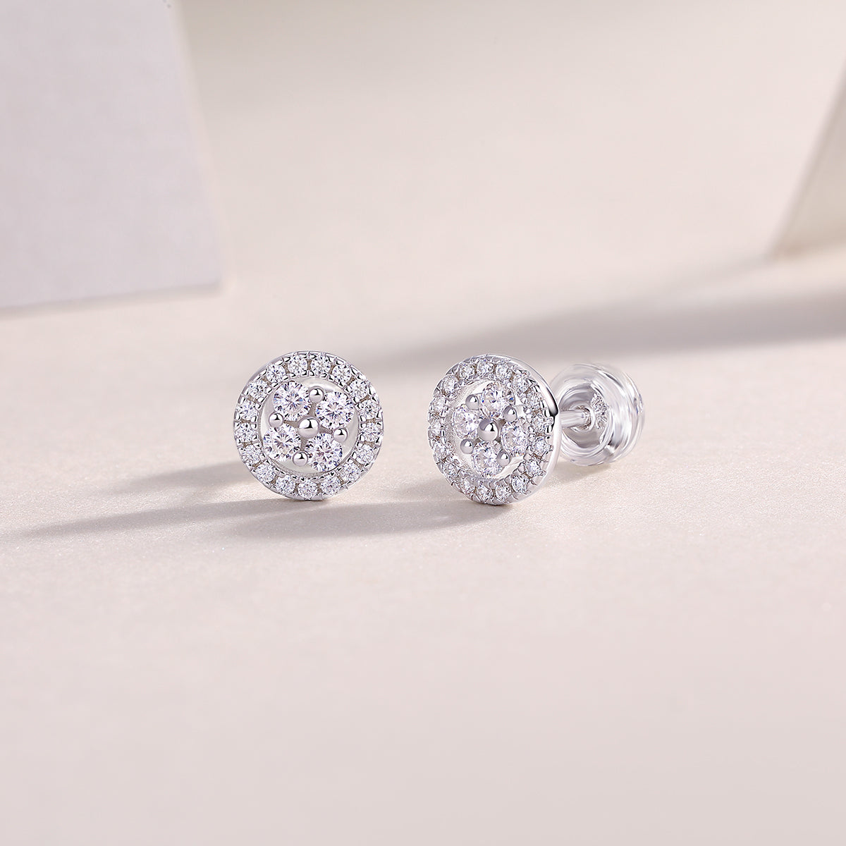 S925 Boucles d'oreilles rondes en argent sterling Halo Sterling