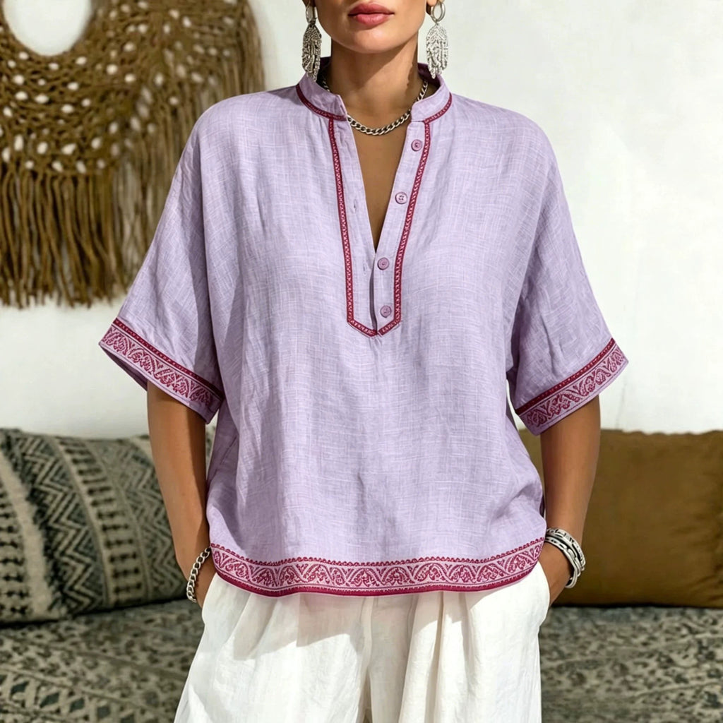 Tee-shirt élégant à col en V avec dentelle et boutons