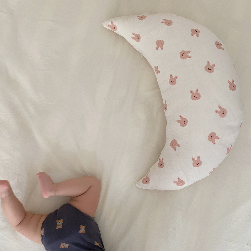 Oreiller en croissant de sommeil pour bébé imprimé simple