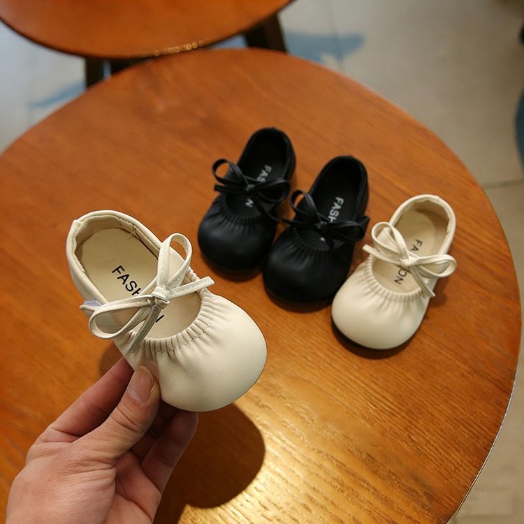 Chaussures simples pour filles