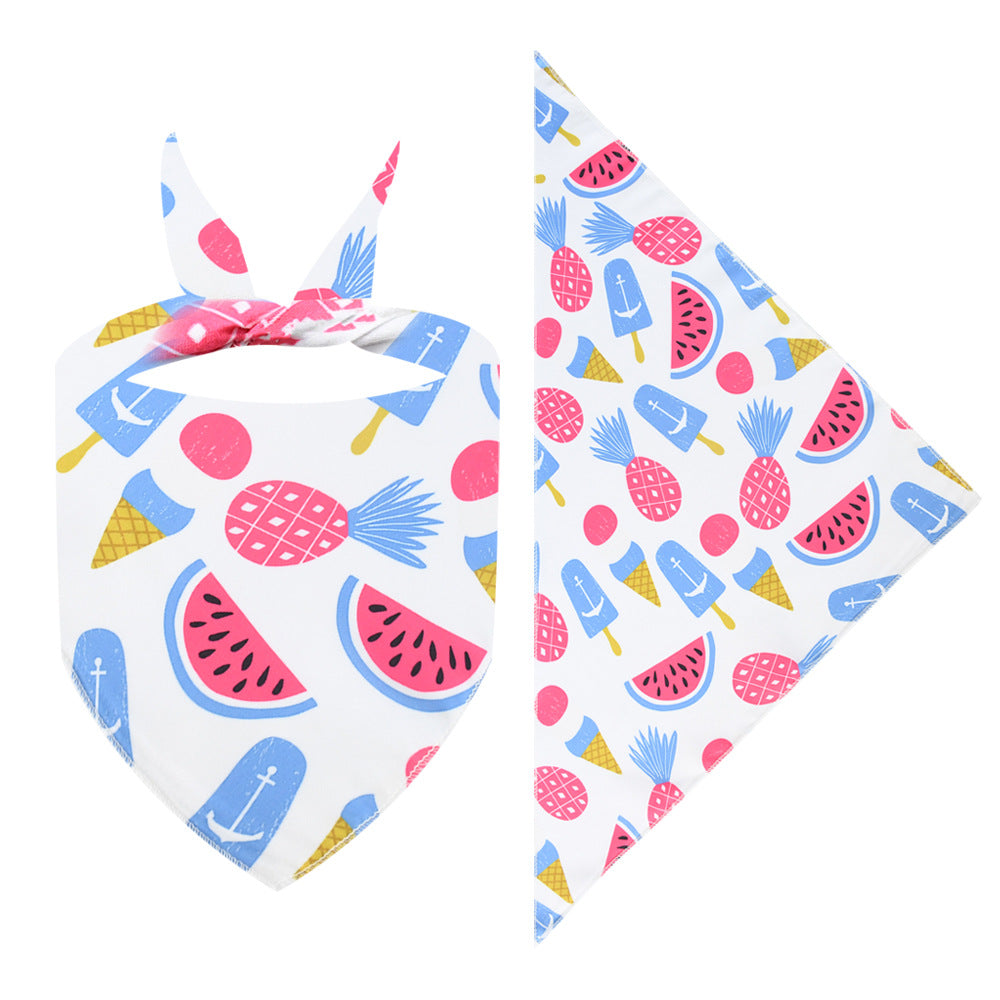 Dessin animé Triangle d'animal de compagnie frais Fruit Polyester imprimé Chat et chien Saliva Serviette écharpe Qui