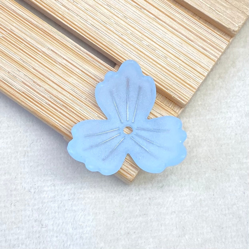 Perles de fleurs acryliques 3-Petal givrées