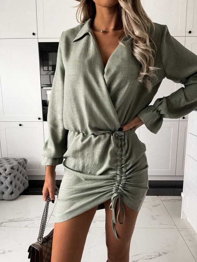 Robe à cordons de couture à col V