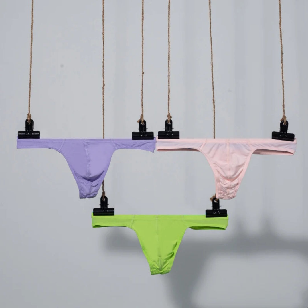 Hommes confortable respirant couleur solide faible taille T-back