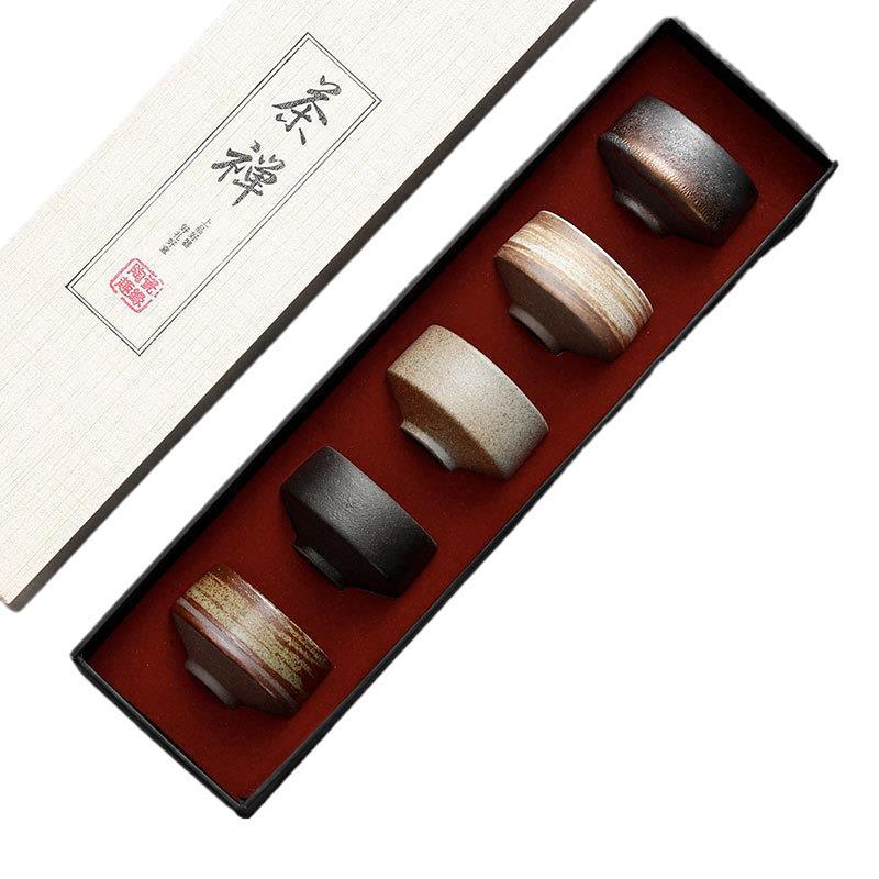 Porcelaine Tea Tasting Cup Suit Stoneware Kunn Baigné Cinq couleurs Tea Cup Boîte cadeau
