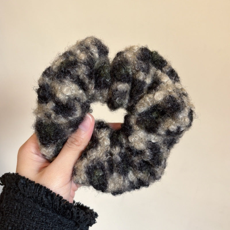En automne et en hiver en peluche Leopard Bow Balles Clip Tempérament Femme Updo Shark Clip