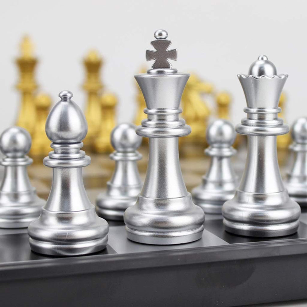 Magnetic Folding Travel Chess Set