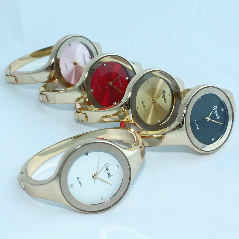Mode Casual femmes Quartz bracelet en acier inoxydable montre