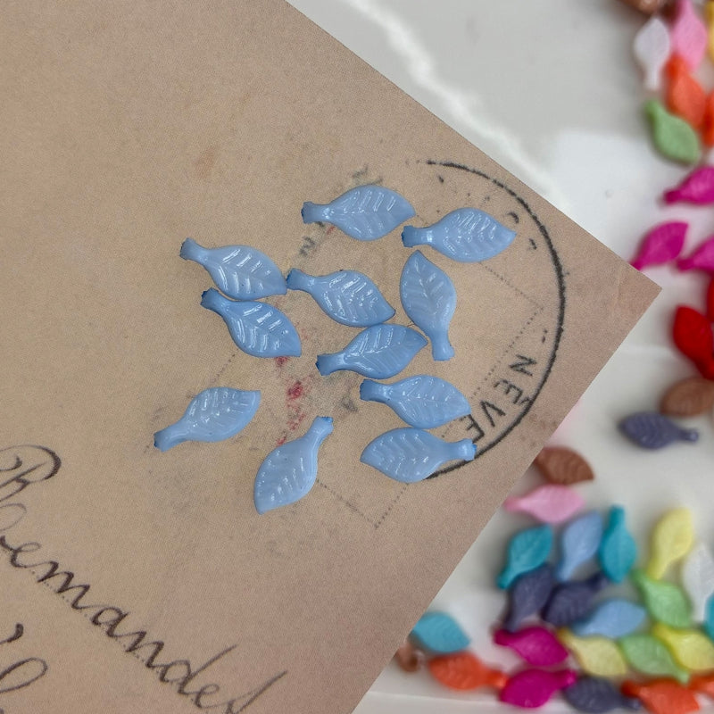 Charms de feuille en acrylique opaque massif