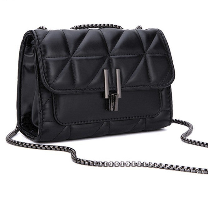 Un sac à chaîne polyvalent pour dames