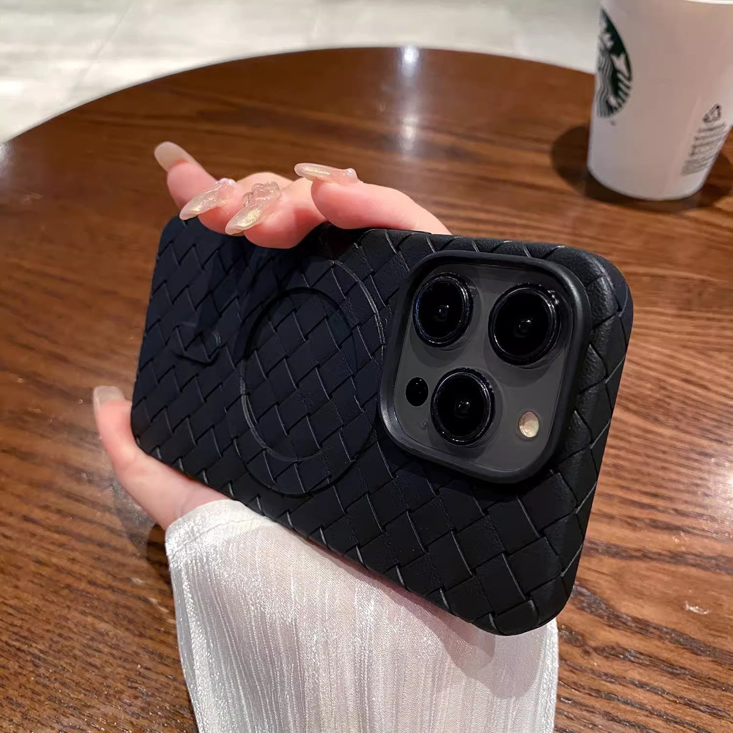 Protecteur de boîtier de téléphone magnétique dissipant la chaleur
