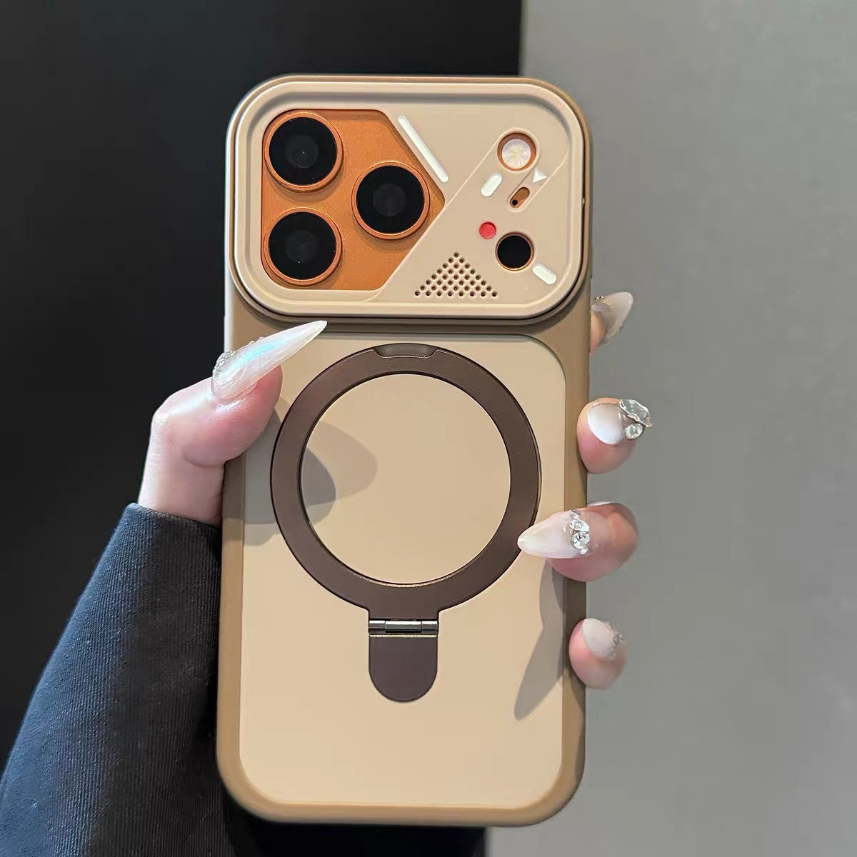 Mecha-style Frame Magnétique-suction Stand Matte Skin-feel Phone Case